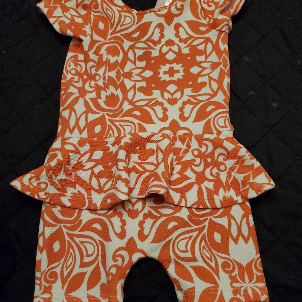 Dot dot smile romper